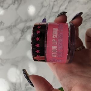 Jeffree Star blue raspberry sucker lip scrub